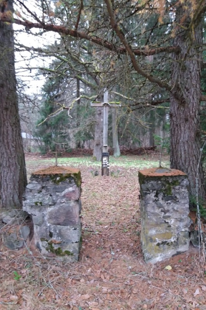 German War Cemetery Bubiai #2