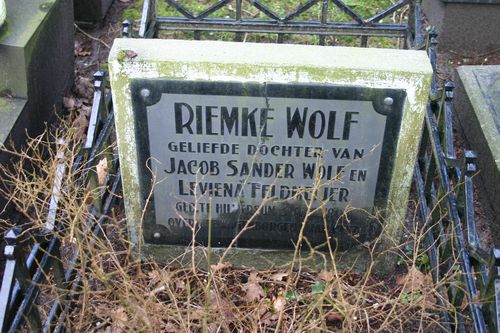 Dutch War Graves Cemetery Esserveld #4