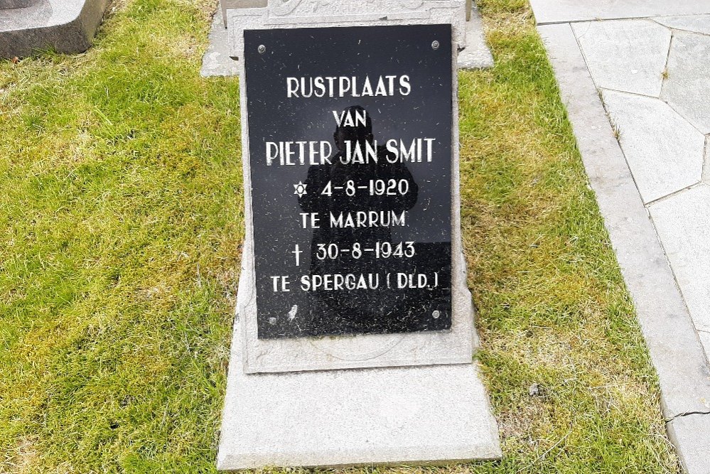Nederlandse Oorlogsgraven Protestant Kerkhof #3