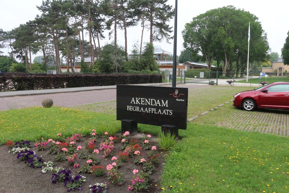 Dutch War Graves General Cemetery Akendam #1