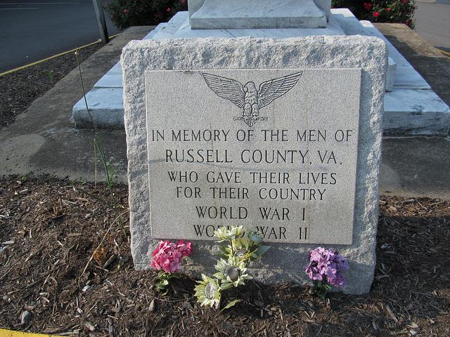 Oorlogsmonument Russell County #1