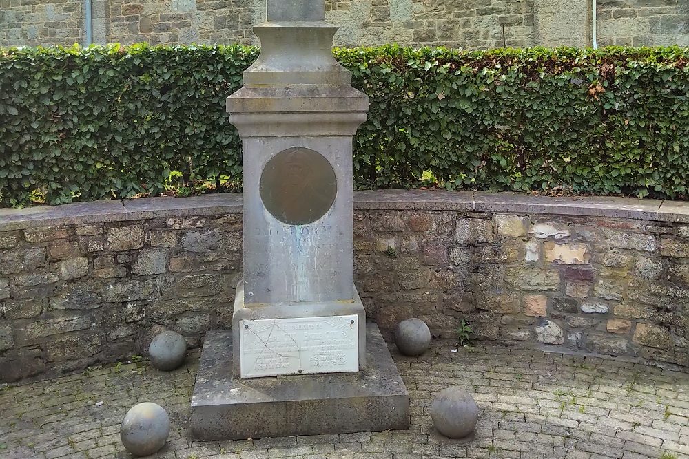 Monument Gevallenen Wereldoorlogen Villers-Sainte-Gertrude #1