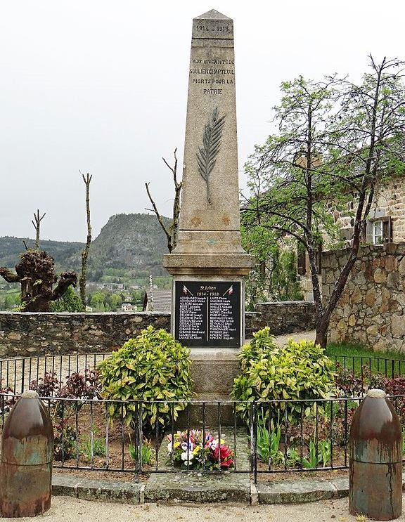 War Memorial Saint-Julien-Chapteuil #1