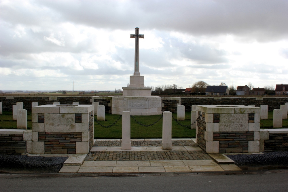 Commonwealth War Cemetery Somer Farm