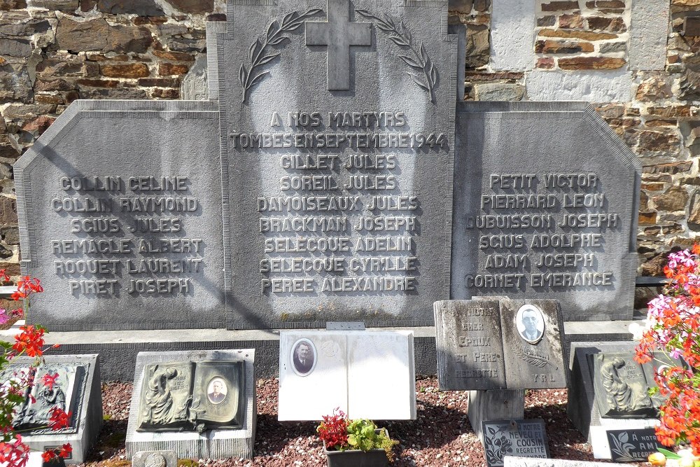 Mass Grave and War Memorial Marcourt #3