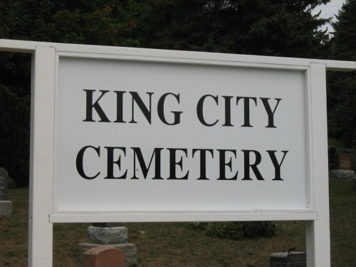 Oorlogsgraf van het Gemenebest King City Cemetery #1