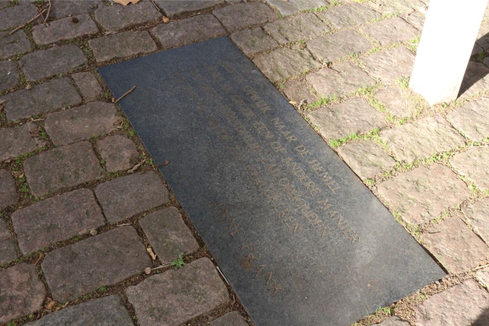 Peace Pole Anne Frankplein Den Bosch #4