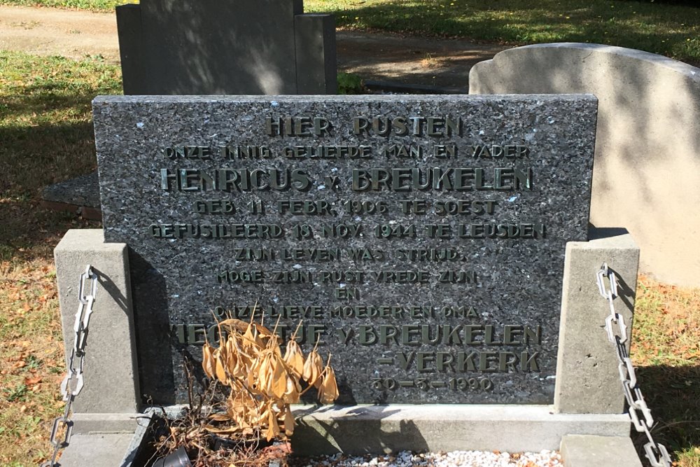 Dutch War Graves Municipal Cemetery Soest #3