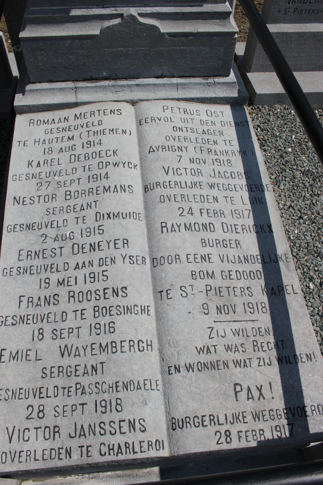 War Memorial Sint-Pieters-Kapelle #3