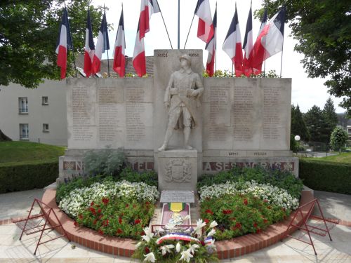 Oorlogsmonument Neufchtel-en-Bray #4