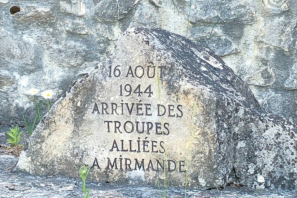 Monument Du Camp Caillet à Mirmande #3