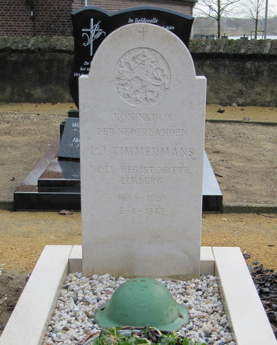 Dutch War Grave Broekhuizen