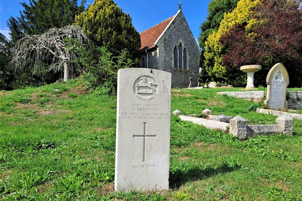 Oorlogsgraven van het Gemenebest St. Andrew Churchyard #1