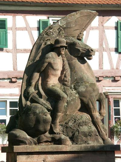 Oorlogsmonument Dahn #1