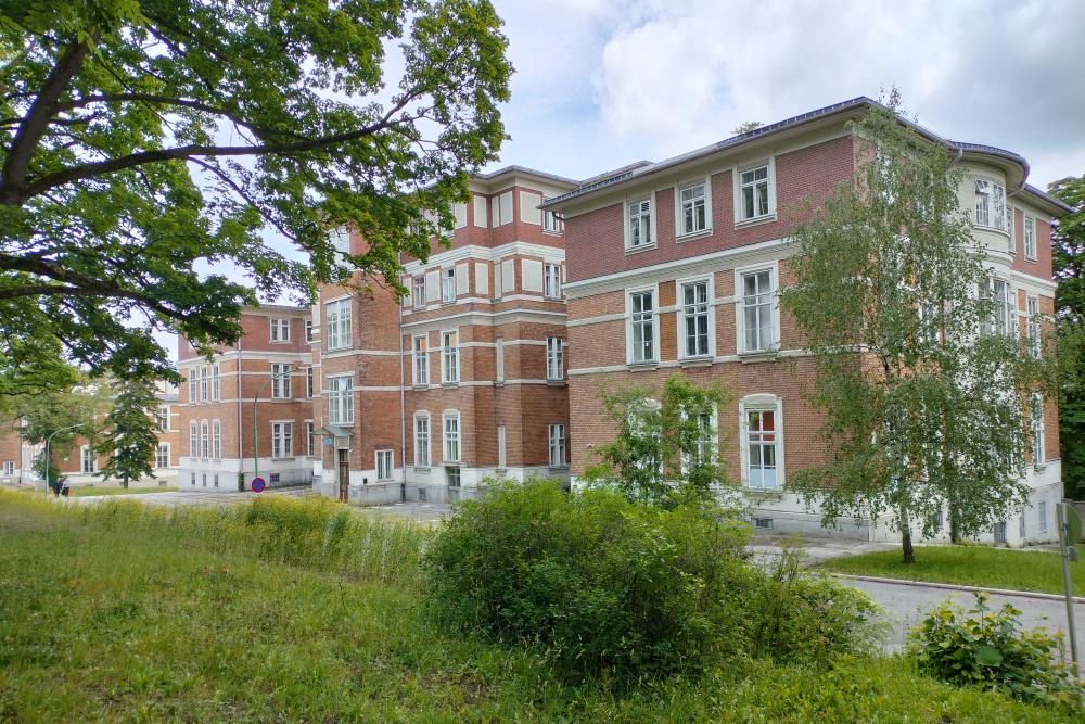 Memorial Children's Clinic Am Spiegelgrund #5