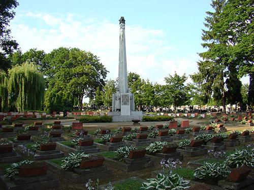 Sovjet Oorlogsgraven Czestochowa #1