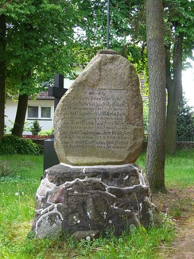 Oorlogsmonument Groß Pankow #1