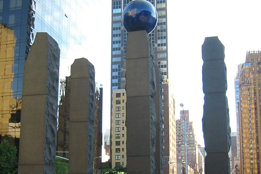 Monument Raoul Wallenberg New York City #1