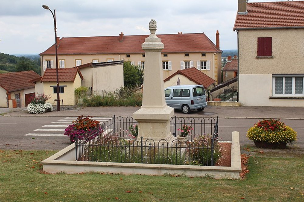 Oorlogsmonument Bourg-le-Comte