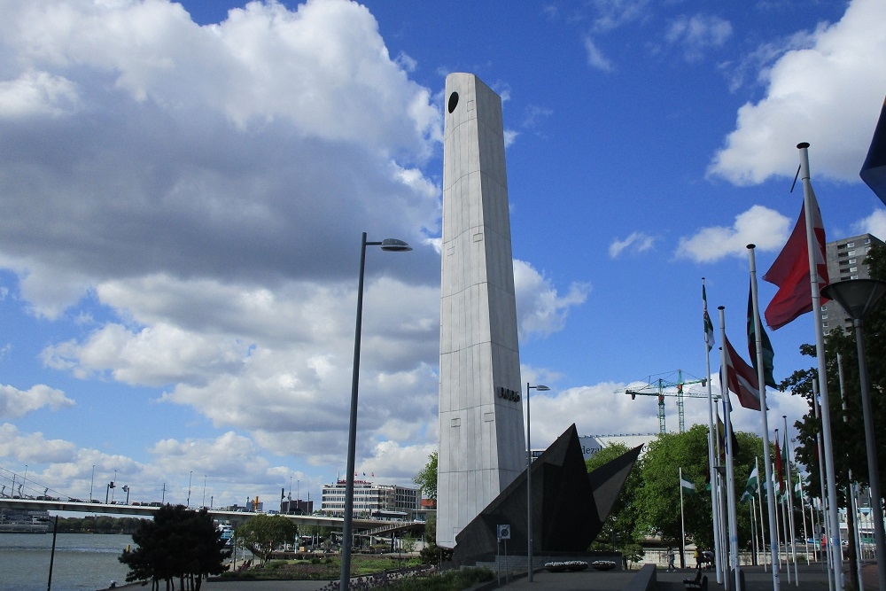 National Merchant Marine Memorial 'The Bow'