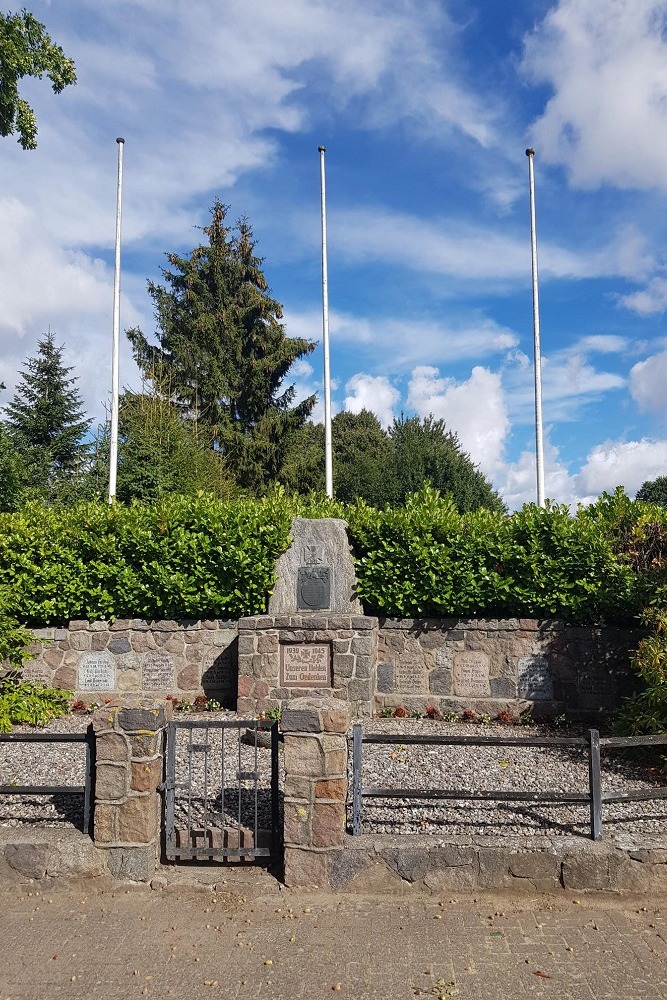 Oorlogsmonument Tarbek #1