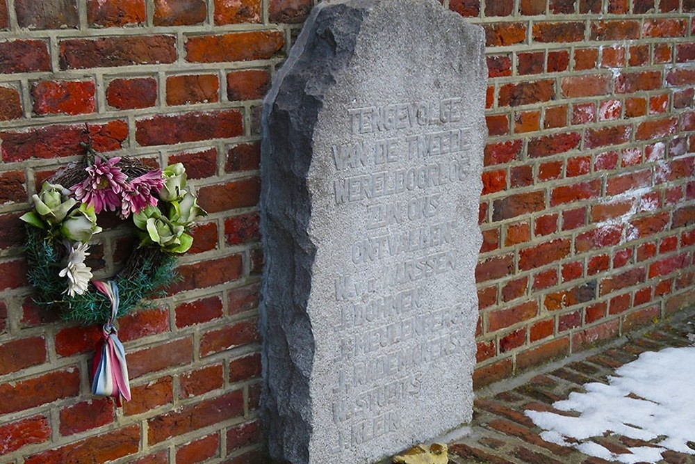 Oorlogsmonument Sint-Clemenskerk #2