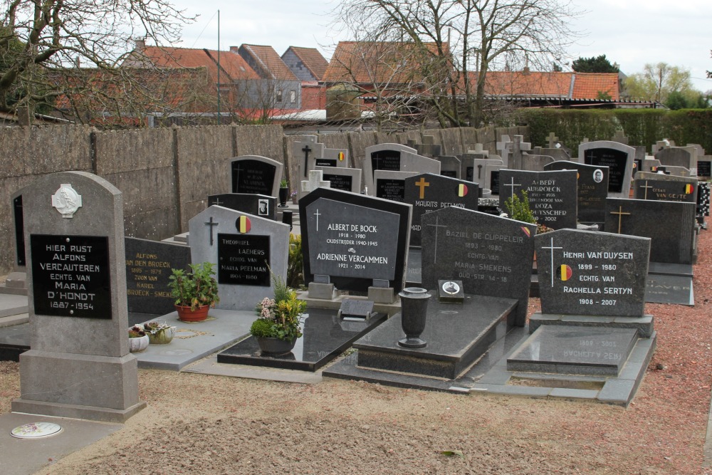 Belgian Graves Veterans Moerzeke Kastel #2