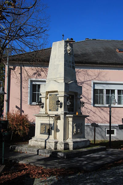 Oorlogsmonument Leithaprodersdorf #1