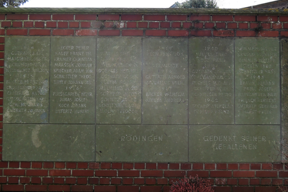 War Memorial Rdingen #3