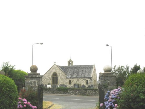 Commonwealth War Graves St. Dwywr Churchyard