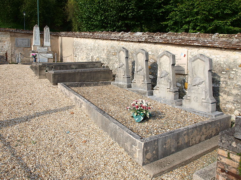 Franse Oorlogsgraven Cimetire de La Grande-Paroisse