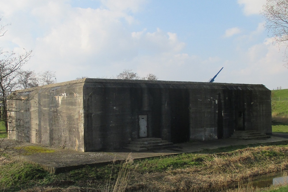 M.F.B. Termunten - Ammunition Bunker FL317 #1