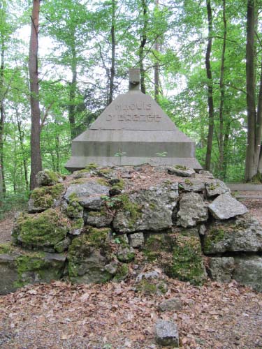 Oorlogsmonument en Belgische Oorlogsgraven Maquis D-reze #2