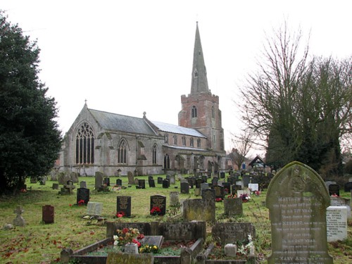 Oorlogsgraven van het Gemenebest St. Mary Churchyard #1