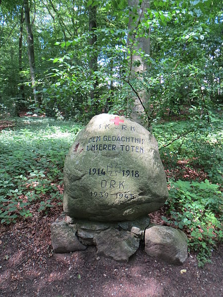 Oorlogsmonument Rode Kruis Lübeck #1