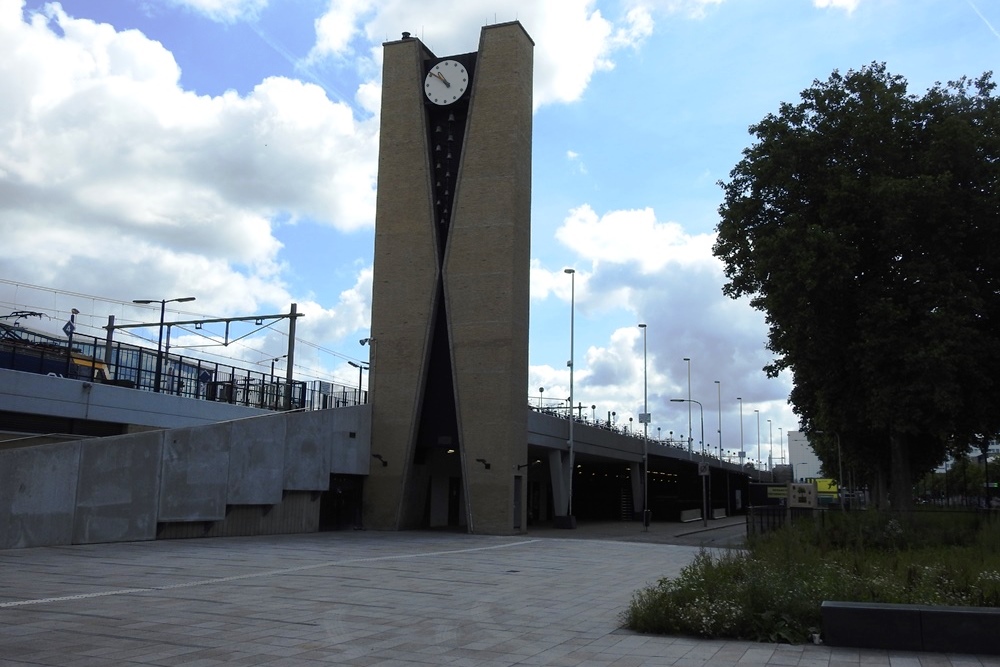 Gedenktekens Centraal Station Tilburg