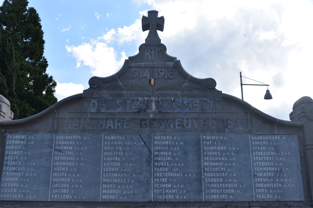 Oorlogsmonument Oude Begraafplaats Hasselt #2