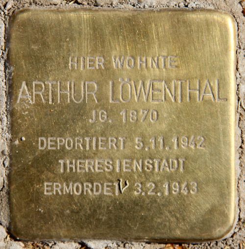 Stolpersteine Nikolsburger Platz 4 #1