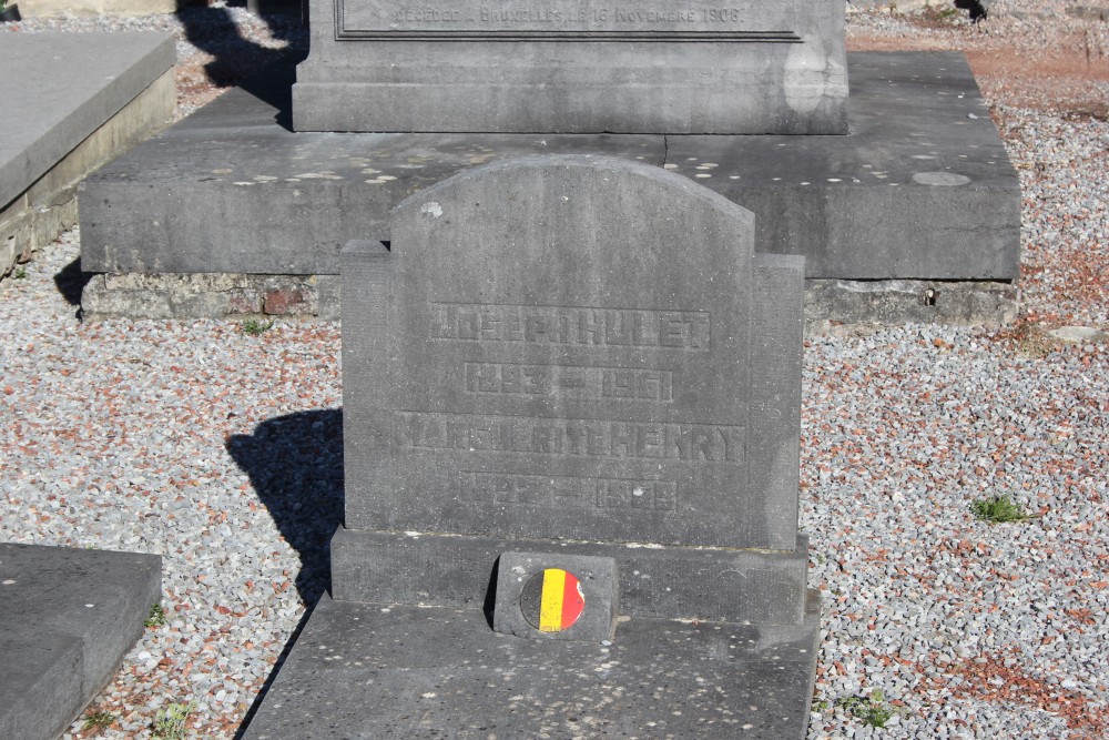 Belgian Graves Veterans Tilly #4