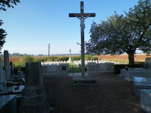 Commonwealth War Cemetery Le Paradis #2