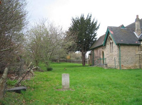 Oorlogsgraven van het Gemenebest St John Churchyard and Extension #1