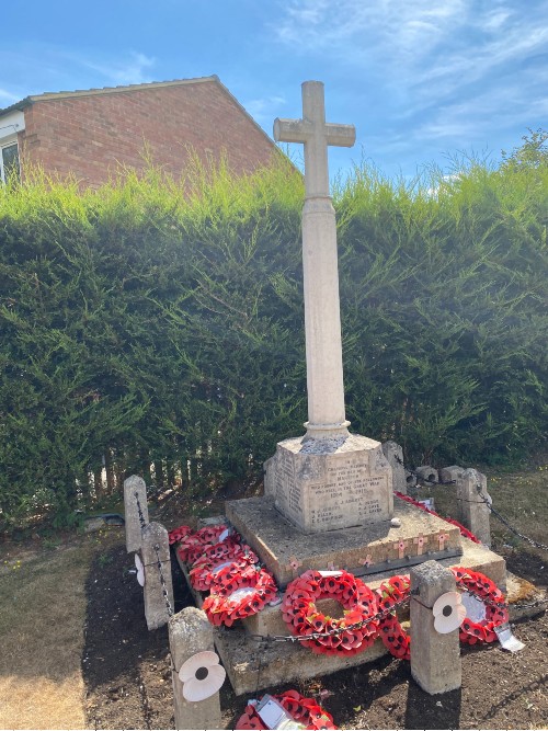 War Memorial Marston Moretaine