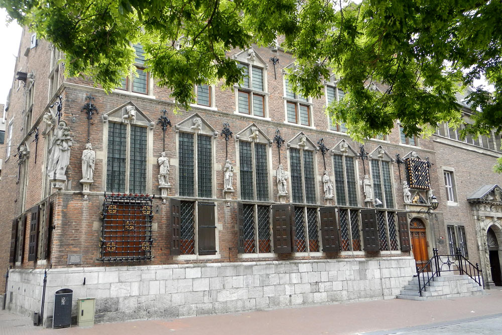 Resistance Memorial in Nijmegen City Hall #2