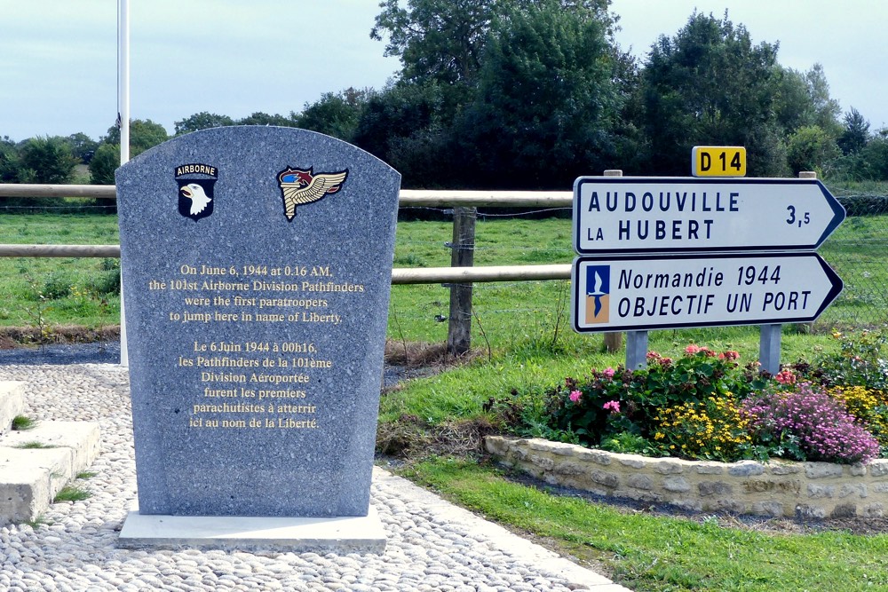 Pathfinder Memorial Saint-Germain-de-Varreville #1