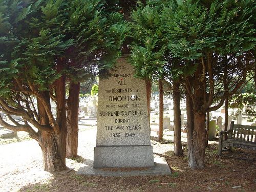 Oorlogsmonument Edmonton #1