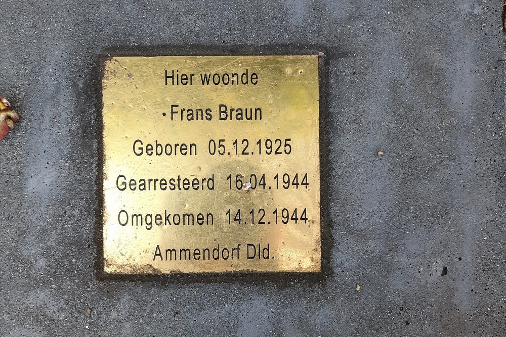 Memorial Stone Dr. Schuitstraat 47 #1