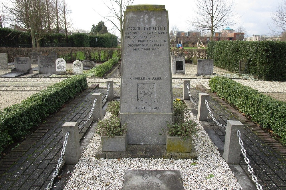 Dutch War Graves Capelle aan den IJssel #2