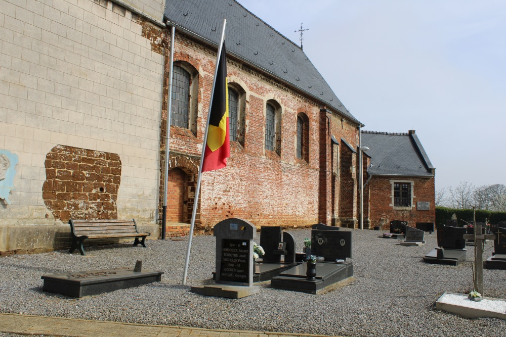 Oorlogsmonument Begraafplaats Molenbeek #1