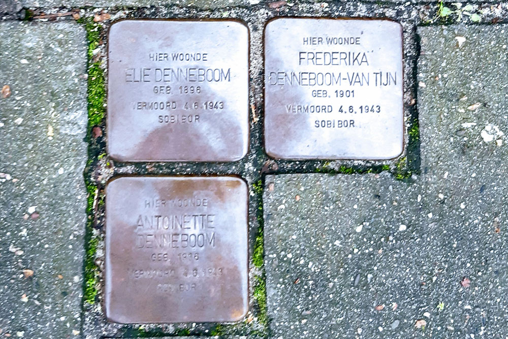 Stolpersteine Vondelkade 45 #1