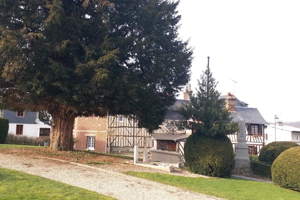 Commonwealth War Grave Saint-Germain-Village